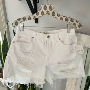 Brand new Free People distressed shorts